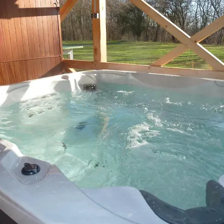 Veszi-kert Holiday park Tiszavalk